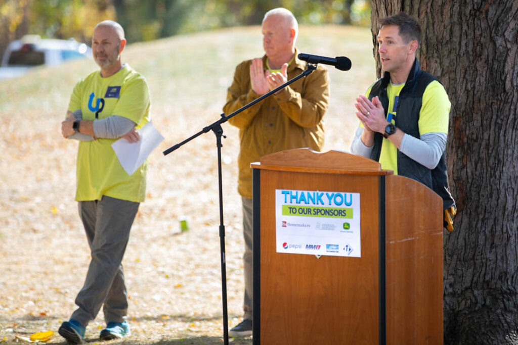 Volunteers at urbandale uplift