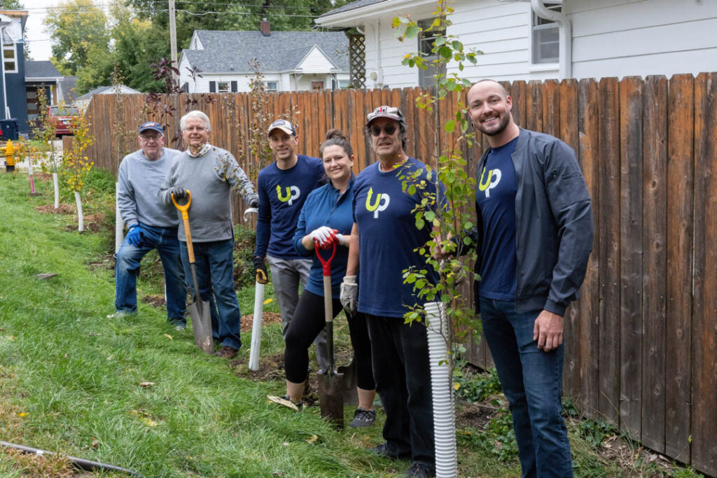 Volunteers at urbandale uplift