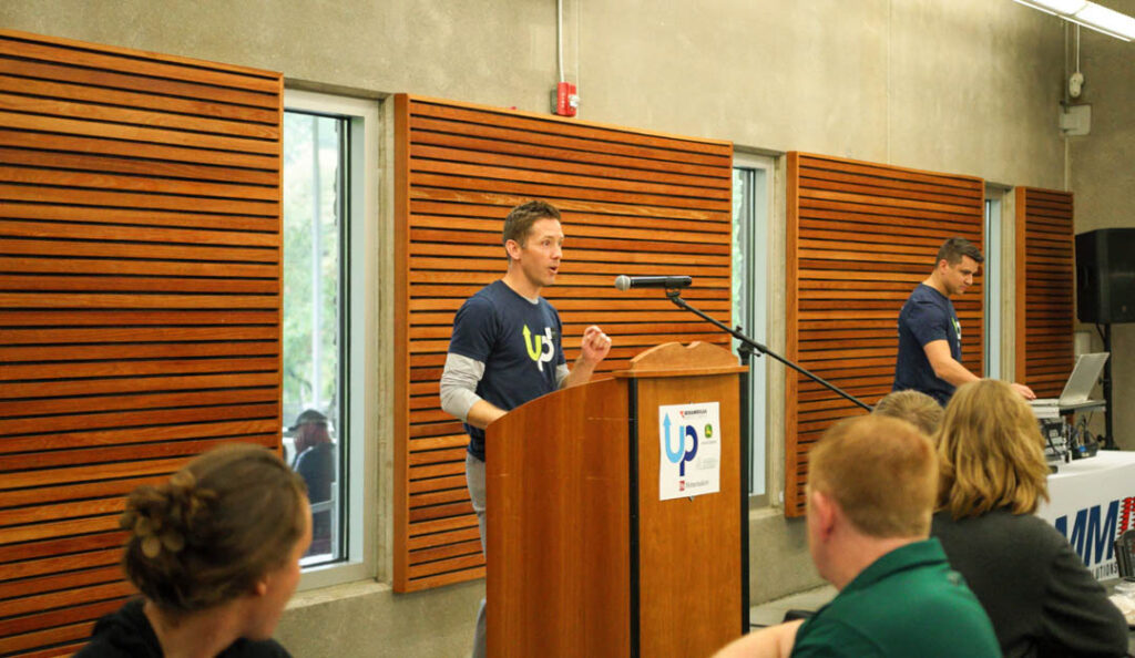 Volunteers at urbandale uplift