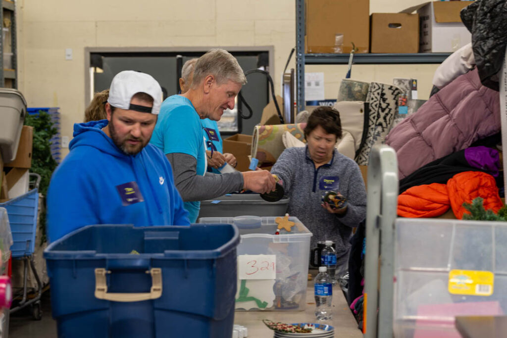 Volunteers at urbandale uplift